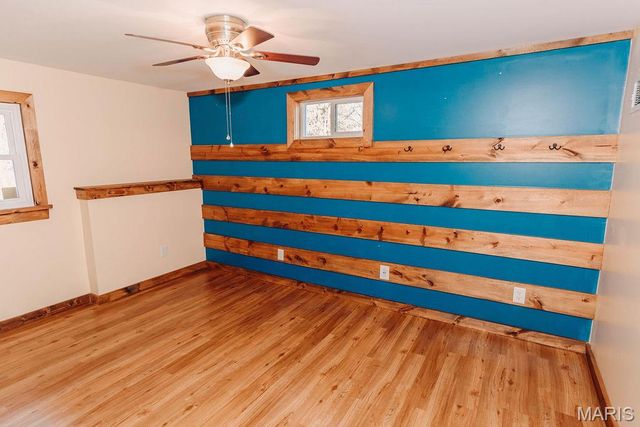 42485 Highway Bb, Dixon, MO 65459