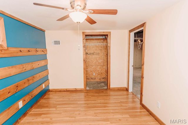 42485 Highway Bb, Dixon, MO 65459