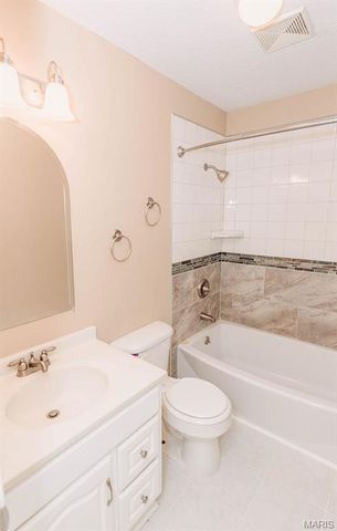 42485 Highway Bb, Dixon, MO 65459