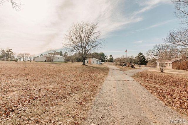 42485 Highway Bb, Dixon, MO 65459
