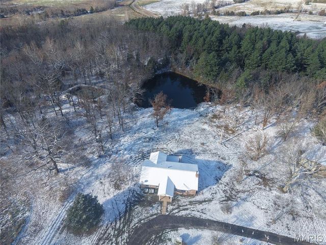 42485 Highway Bb, Dixon, MO 65459