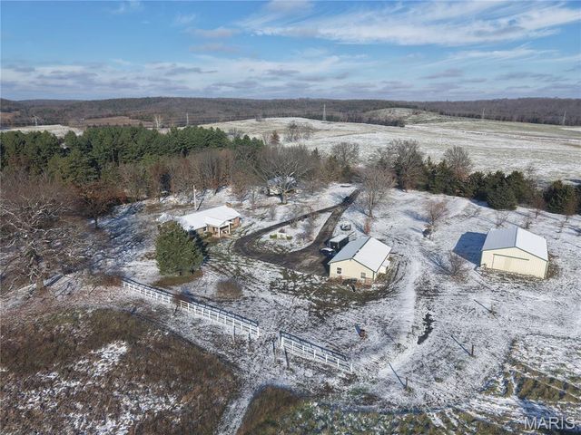 42485 Highway Bb, Dixon, MO 65459