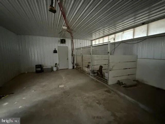 72 QUIGLEY RD, Newburg, PA 17240