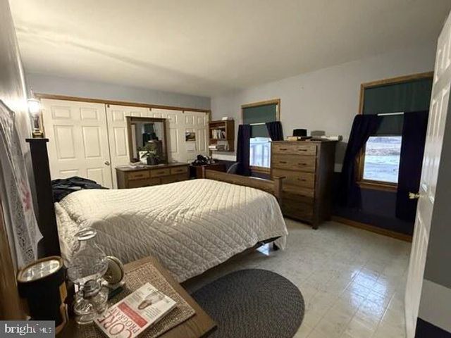 72 QUIGLEY RD, Newburg, PA 17240