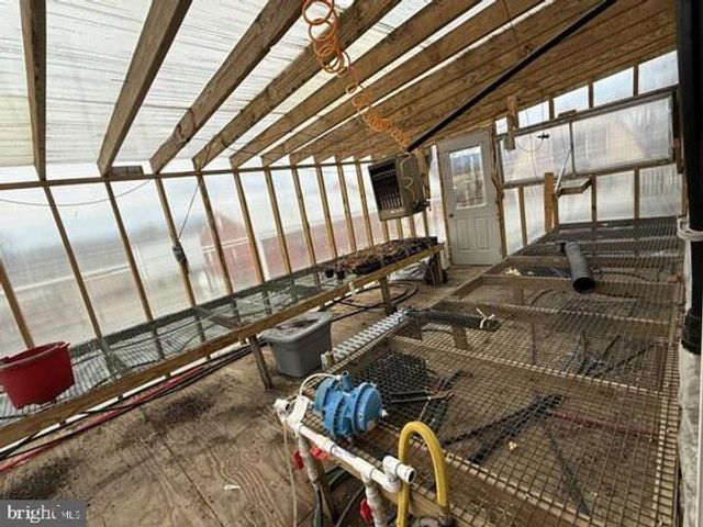 72 QUIGLEY RD, Newburg, PA 17240