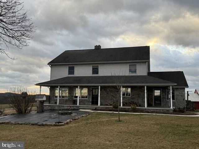72 QUIGLEY RD, Newburg, PA 17240