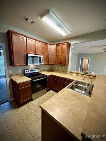 625 Old Camp Drive, Pike Road, AL 36064