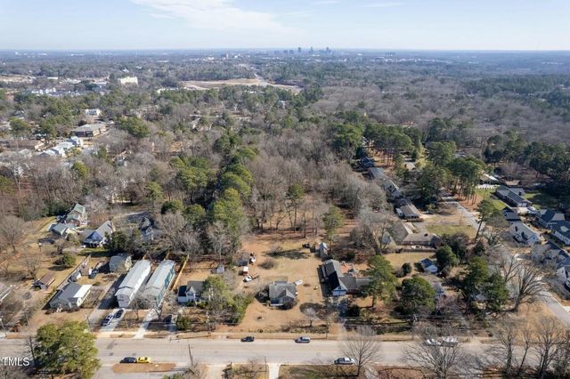 613 Powell Drive, Raleigh, NC 27606