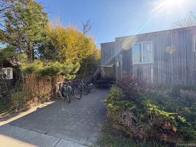 431 Dehnhoff Walk, Ocean Beach, NY 11770