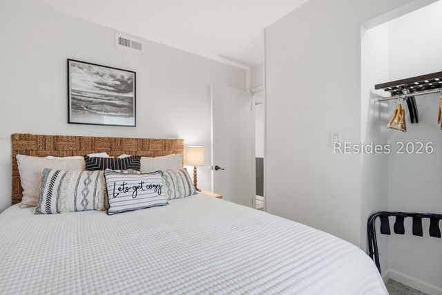 4 N Forest Beach Dr Apt 134, Hilton Head Island, SC 29928