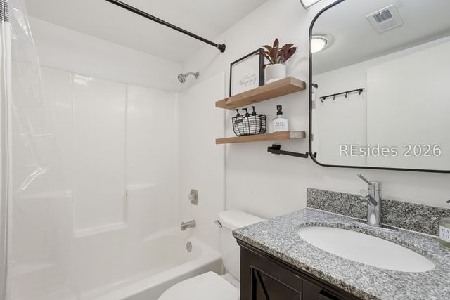 4 N Forest Beach Dr Apt 134, Hilton Head Island, SC 29928