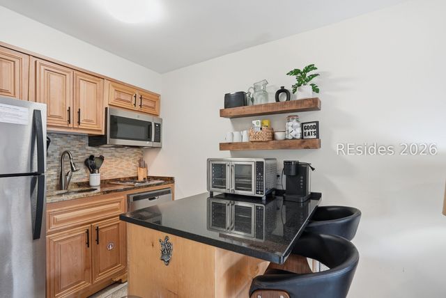4 N Forest Beach Dr Apt 134, Hilton Head Island, SC 29928