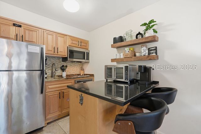4 N Forest Beach Dr Apt 134, Hilton Head Island, SC 29928