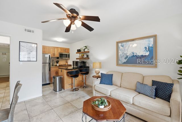 4 N Forest Beach Dr Apt 134, Hilton Head Island, SC 29928