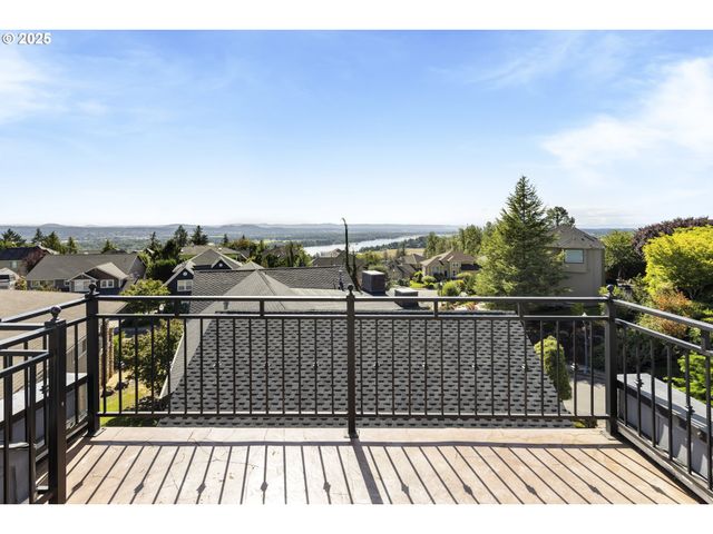 4906 Nw HIGHPOINT Dr, Camas, WA 98607