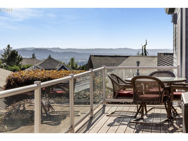 4906 Nw HIGHPOINT Dr, Camas, WA 98607