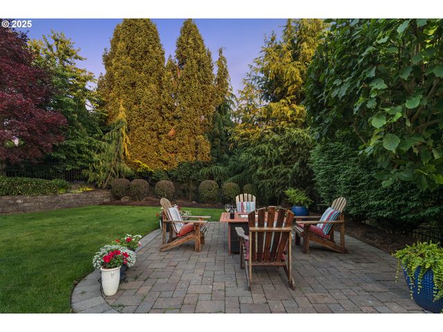 4906 Nw HIGHPOINT Dr, Camas, WA 98607