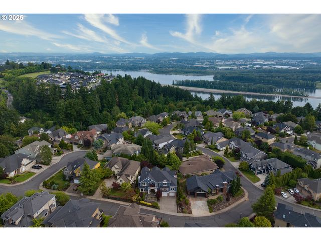 4906 Nw HIGHPOINT Dr, Camas, WA 98607
