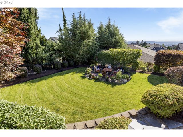 4906 Nw HIGHPOINT Dr, Camas, WA 98607