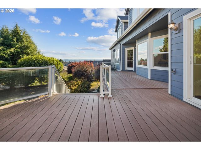 4906 Nw HIGHPOINT Dr, Camas, WA 98607