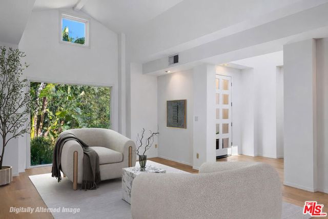 4219 Tarzana Estates Drive, Tarzana, CA 91356