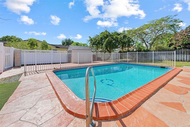 3504 NW 84th Terrace, Coral Springs, FL 33065