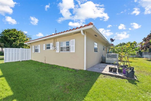3504 NW 84th Terrace, Coral Springs, FL 33065