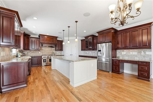 641 FREEMAN BROCK Road, Auburn, GA 30011