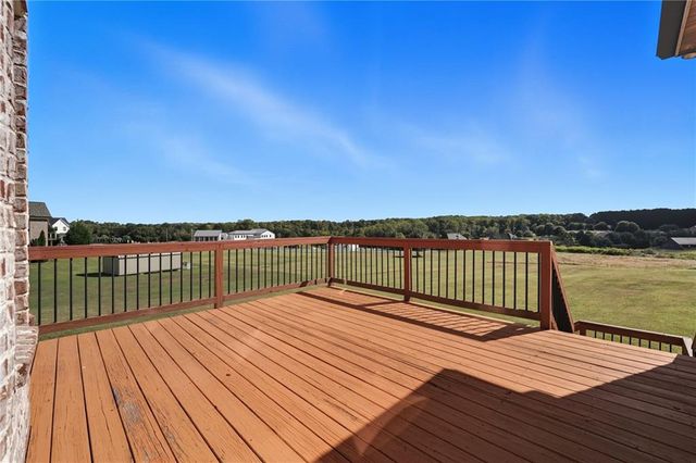 641 FREEMAN BROCK Road, Auburn, GA 30011