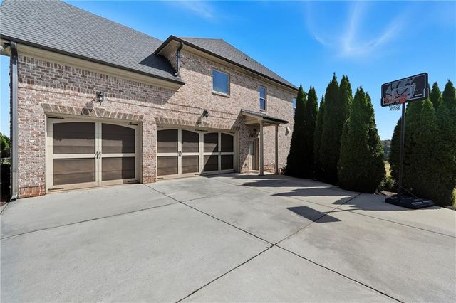 641 FREEMAN BROCK Road, Auburn, GA 30011