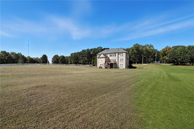 641 FREEMAN BROCK Road, Auburn, GA 30011