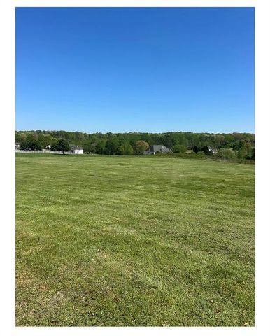 641 FREEMAN BROCK Road, Auburn, GA 30011