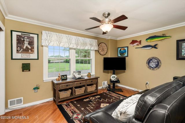 2 Horseshoe Drive, Millstone, NJ 08535