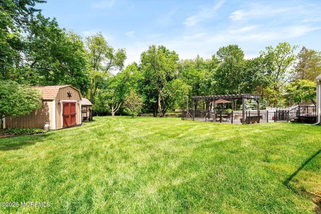 2 Horseshoe Drive, Millstone, NJ 08535