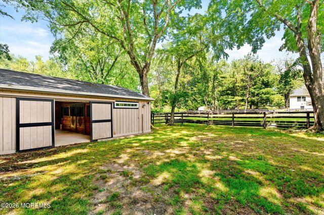 2 Horseshoe Drive, Millstone, NJ 08535