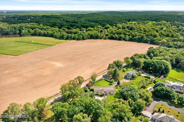 2 Horseshoe Drive, Millstone, NJ 08535