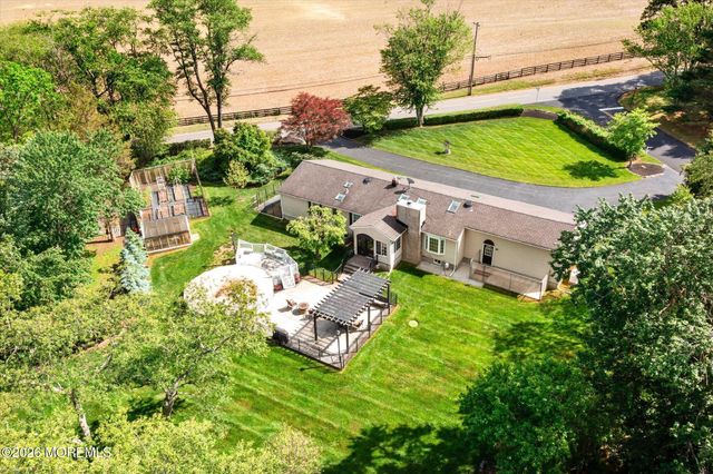 2 Horseshoe Drive, Millstone, NJ 08535
