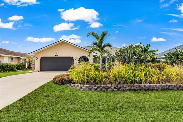 1102 SE 21st AVE, Cape Coral, FL 33990