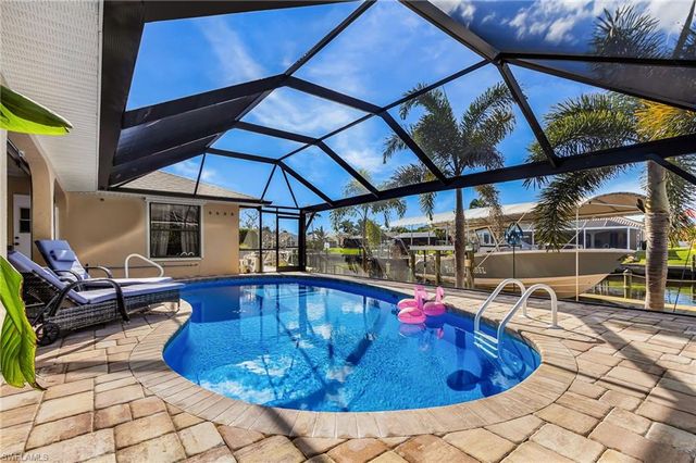 1102 SE 21st AVE, Cape Coral, FL 33990