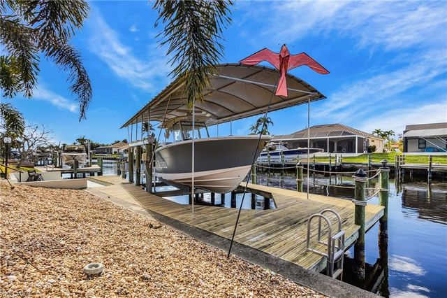 1102 SE 21st AVE, Cape Coral, FL 33990
