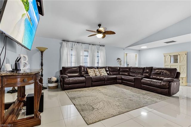 1102 SE 21st AVE, Cape Coral, FL 33990
