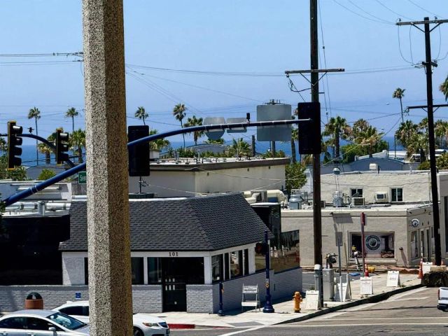 550 Seagaze Drive 2, Oceanside, CA 92054