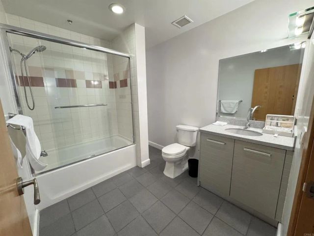 550 Seagaze Drive 2, Oceanside, CA 92054