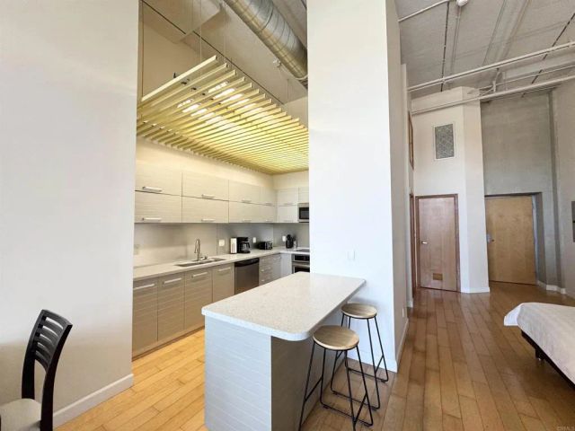 550 Seagaze Drive 2, Oceanside, CA 92054