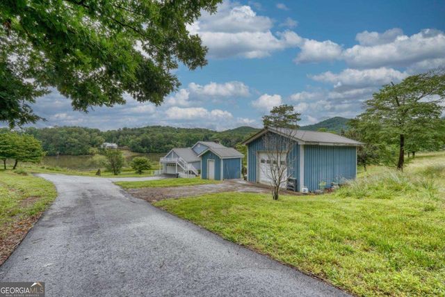 838 Tay Walk Way, Hiawassee, GA 30546