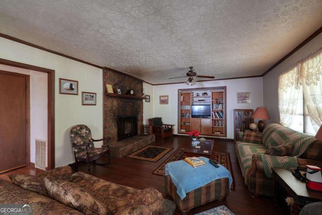 838 Tay Walk Way, Hiawassee, GA 30546