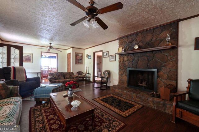 838 Tay Walk Way, Hiawassee, GA 30546