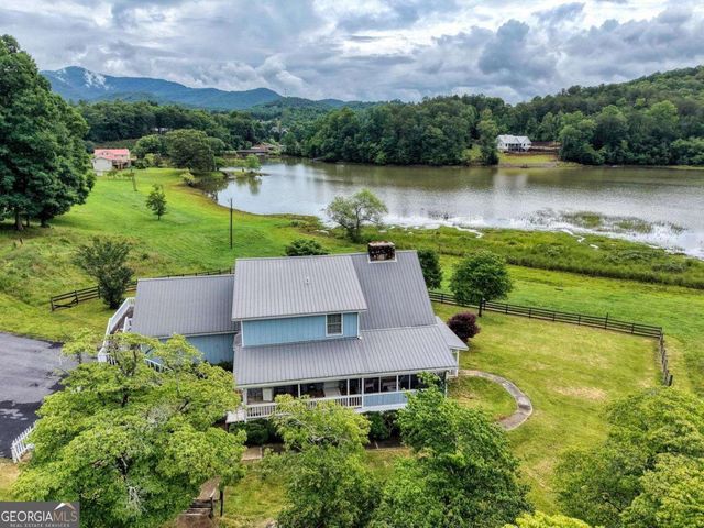 838 Tay Walk Way, Hiawassee, GA 30546