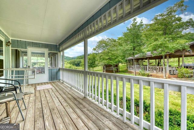 838 Tay Walk Way, Hiawassee, GA 30546