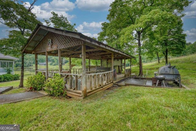 838 Tay Walk Way, Hiawassee, GA 30546